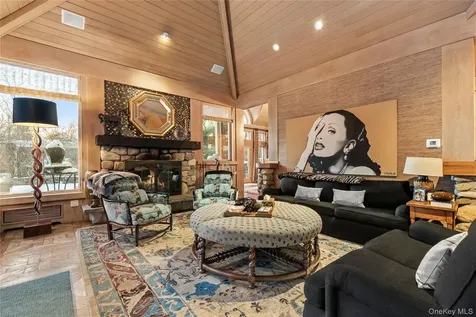 150 Old Farm Road N Chappaqua NY 10514