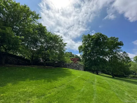 150 Old Farm Road N Chappaqua NY 10514