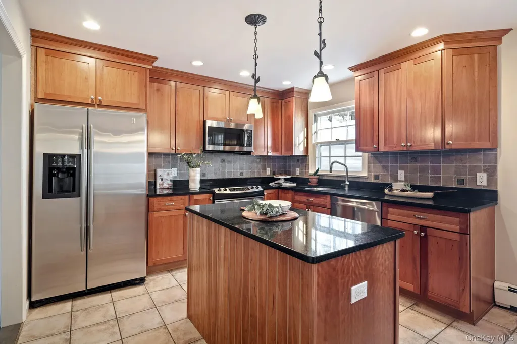 9 Whitlaw Lane Chappaqua NY 10514