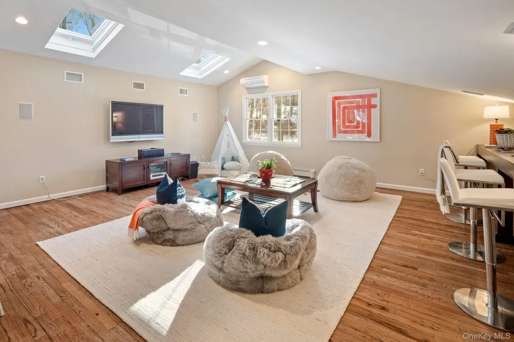 9 Whitlaw Lane Chappaqua NY 10514