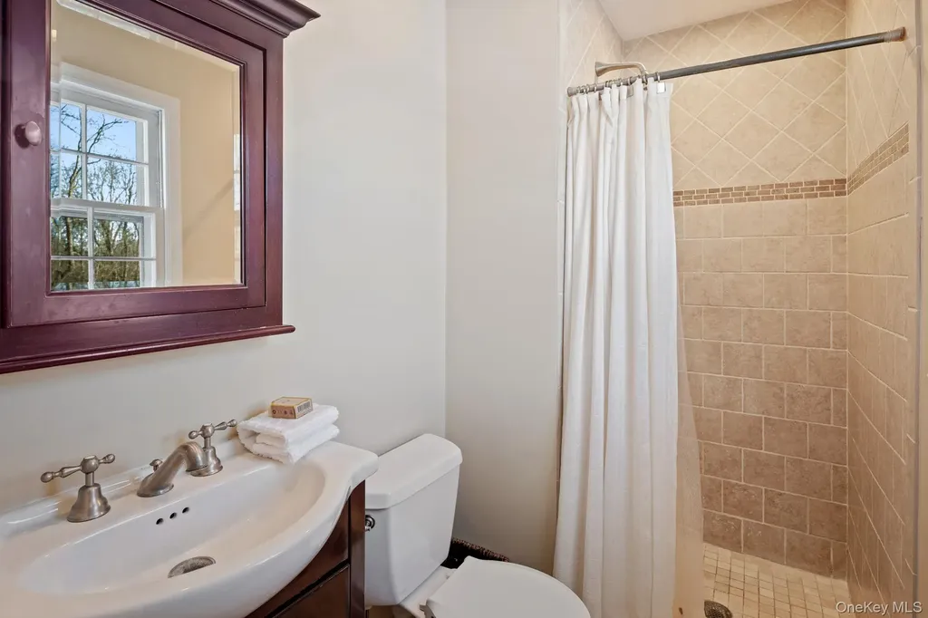 9 Whitlaw Lane Chappaqua NY 10514
