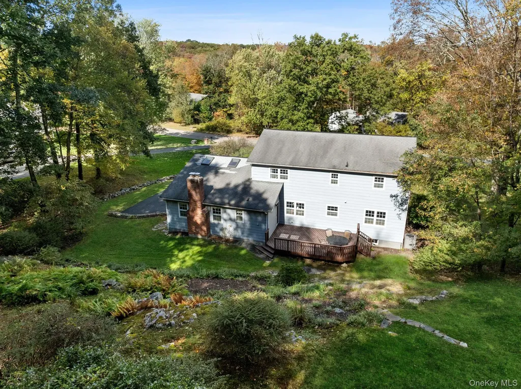 9 Whitlaw Lane Chappaqua NY 10514