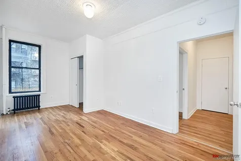 1037 College Avenue Bronx NY 10456