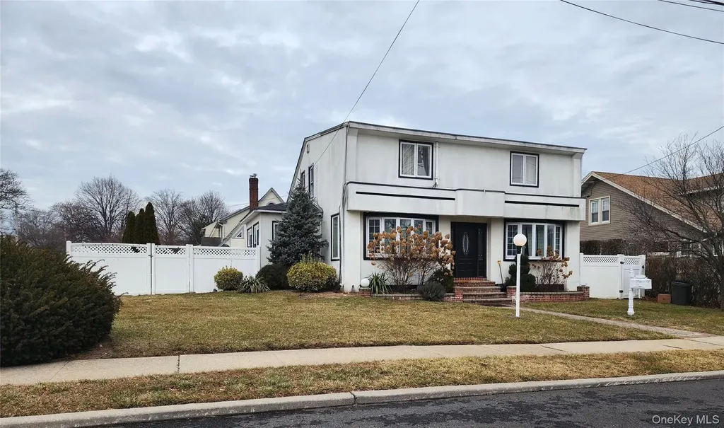 883 Mckenna Avenue Baldwin NY 11510
