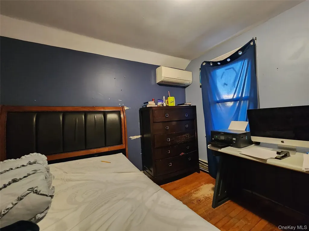 883 Mckenna Avenue Baldwin NY 11510