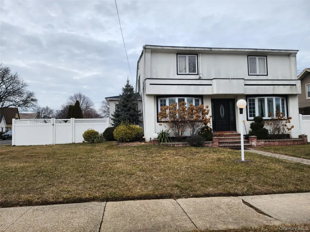 883 Mckenna Avenue Baldwin NY 11510