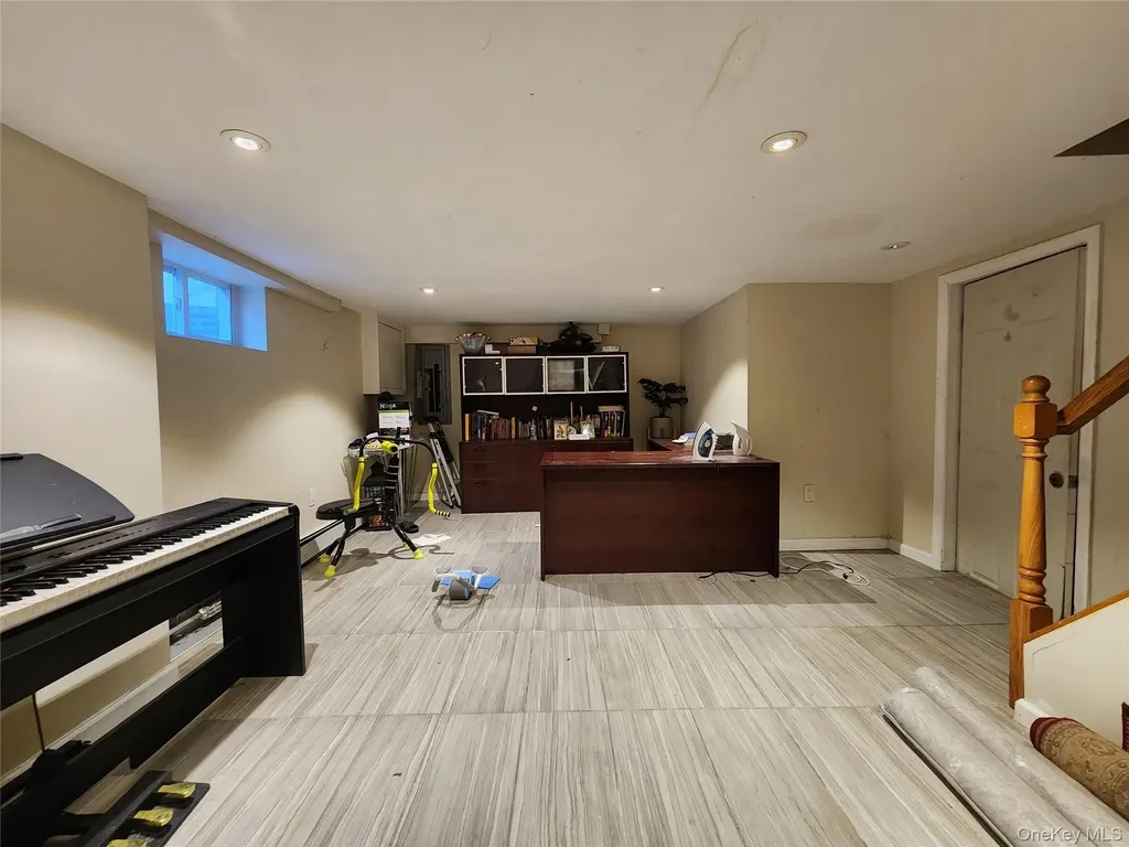 883 Mckenna Avenue Baldwin NY 11510