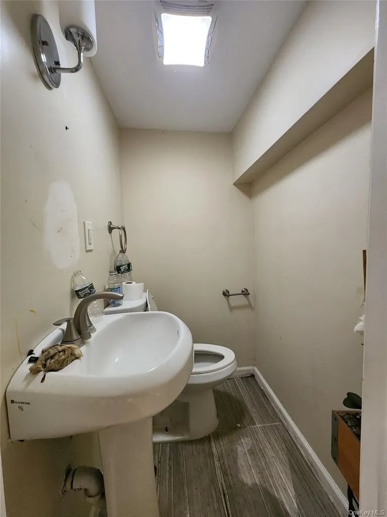883 Mckenna Avenue Baldwin NY 11510