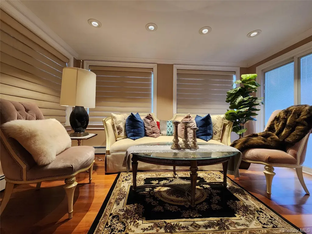 883 Mckenna Avenue Baldwin NY 11510