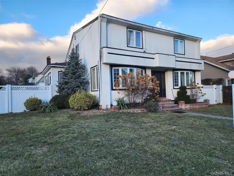 883 Mckenna Avenue Baldwin NY 11510