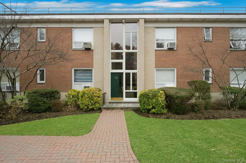 22 Channing Place Eastchester NY 10709