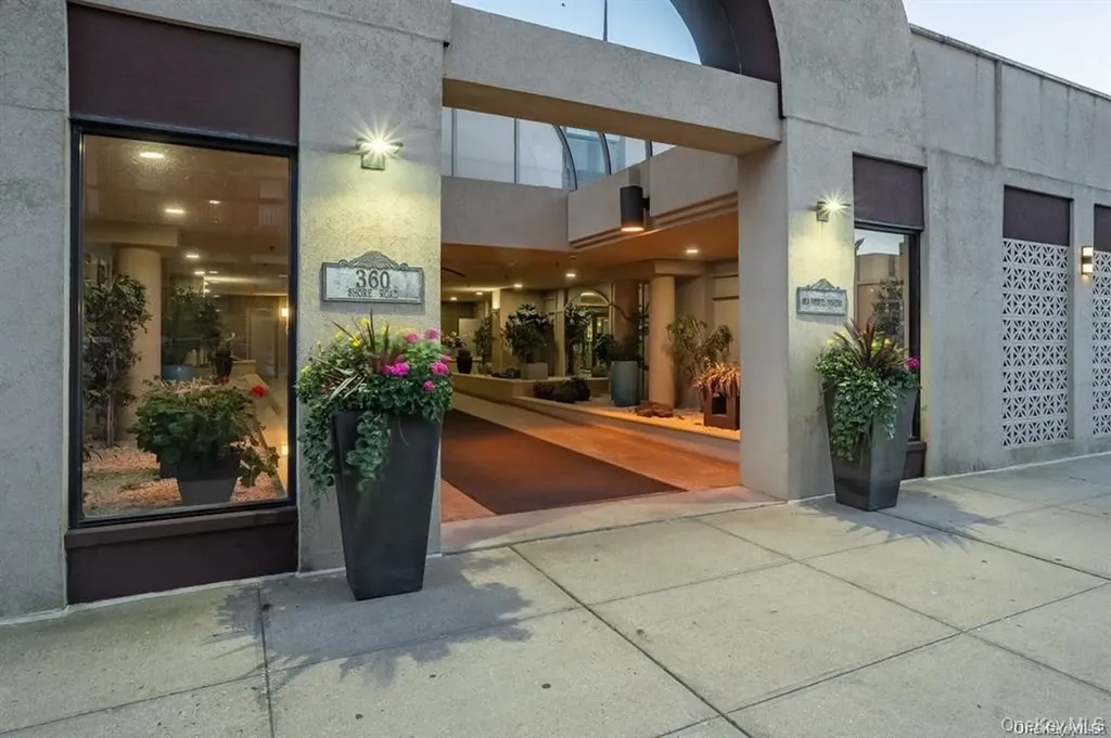 360 Shore Road Long Beach NY 11561
