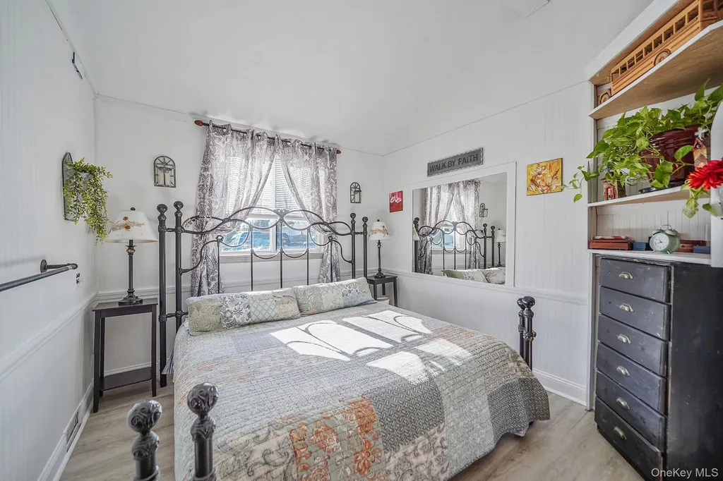 15 18th Avenue Bay Shore NY 11706
