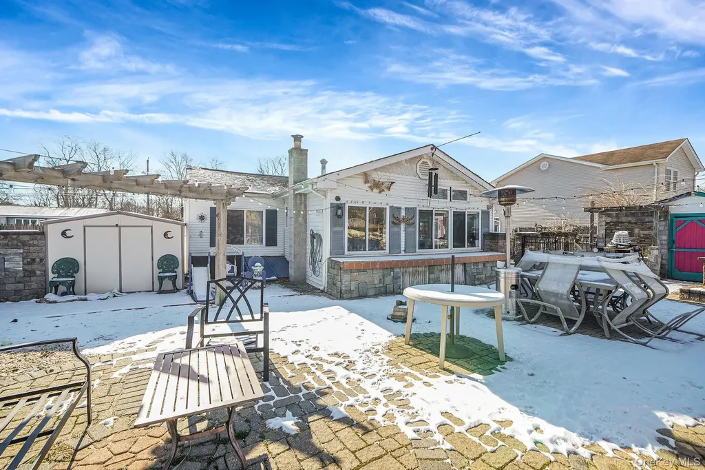 15 18th Avenue Bay Shore NY 11706