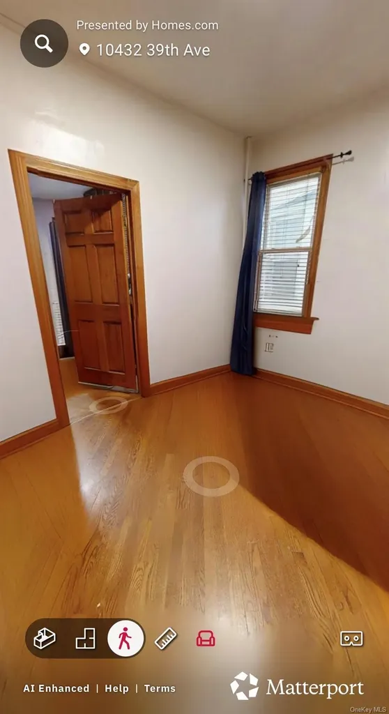 10432 39th Avenue Corona NY 11368