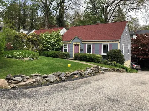 16 Southminster Drive White Plains NY 10604