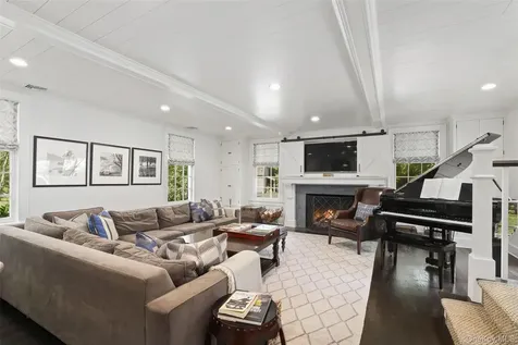 21 Bisbee Lane Bedford Hills NY 10507