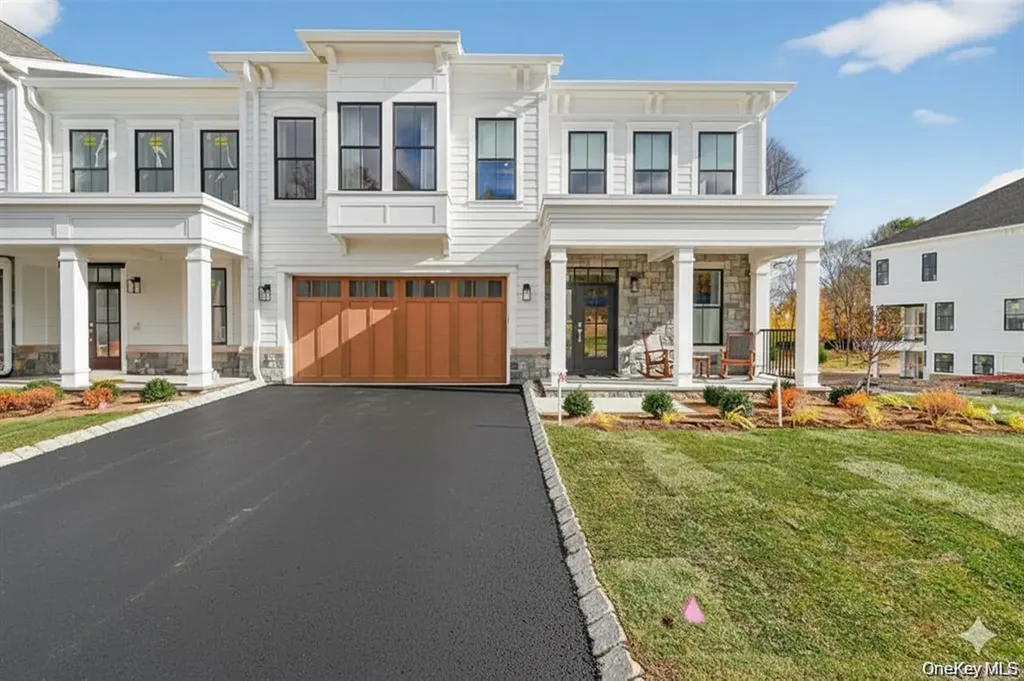 1826 Soundview Court Yorktown Heights NY 10598