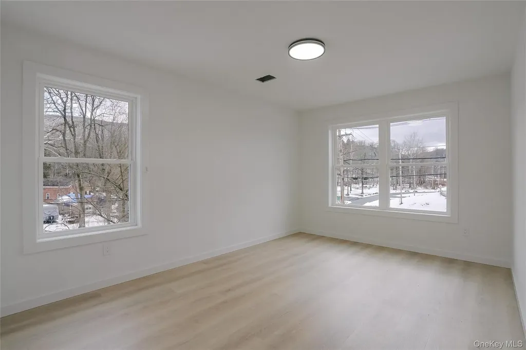 17 Maple Street Glenham NY 12508