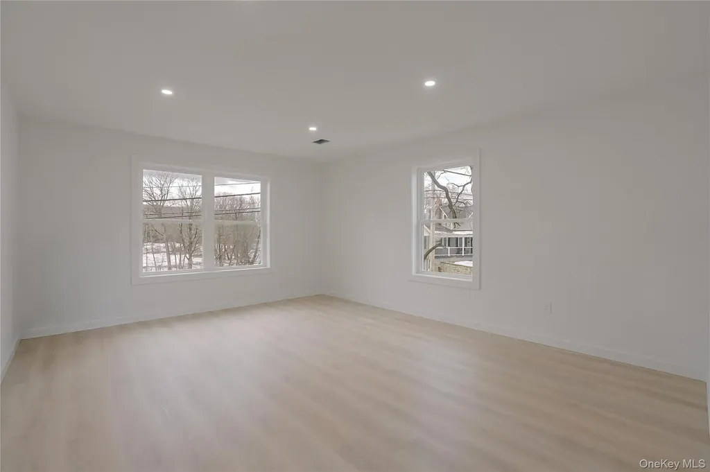 17 Maple Street Glenham NY 12508