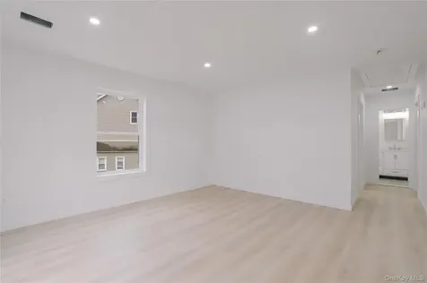 17 Maple Street Glenham NY 12508