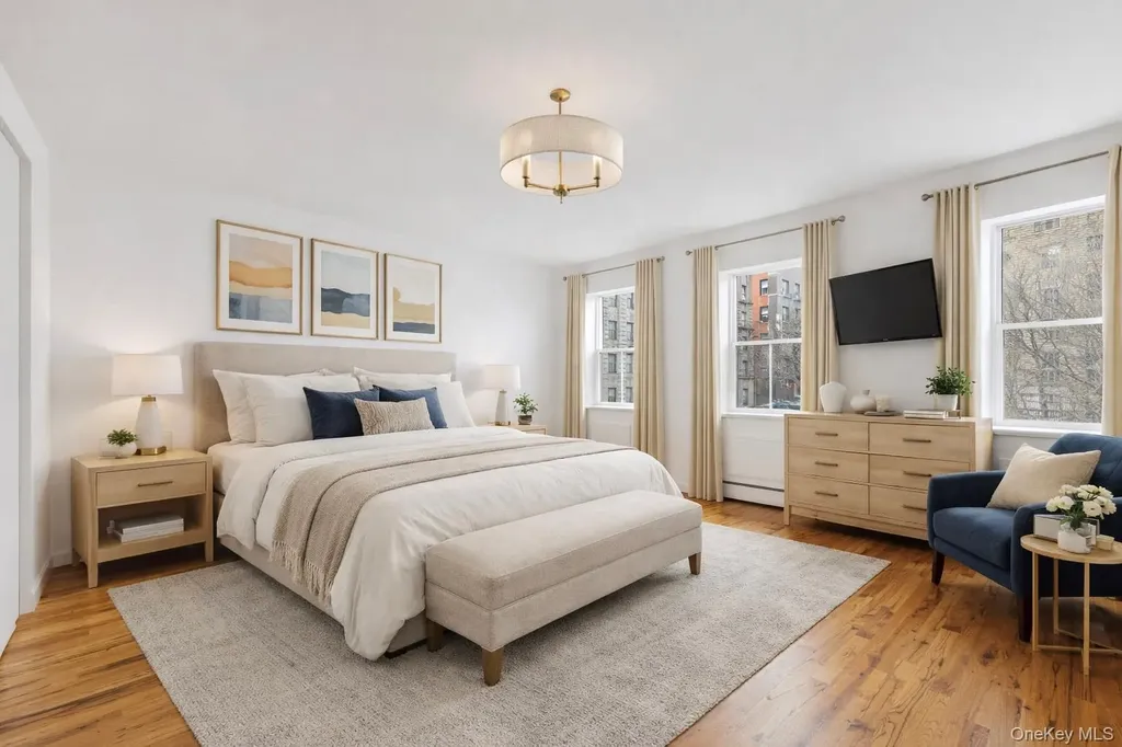 2084 Davidson Avenue Bronx NY 10453