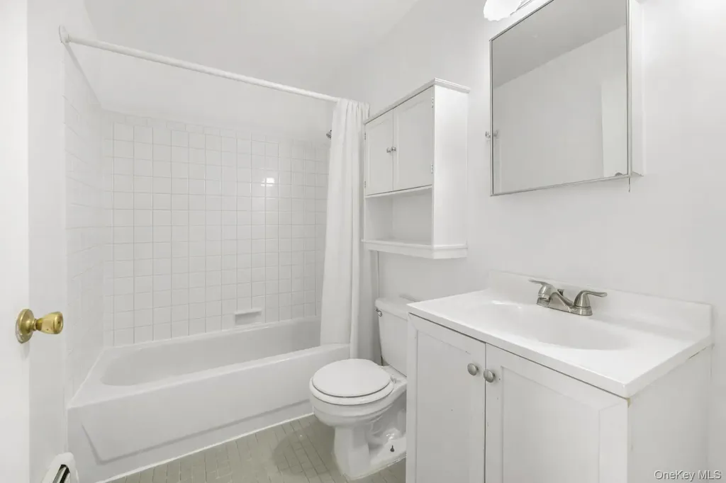 2084 Davidson Avenue Bronx NY 10453