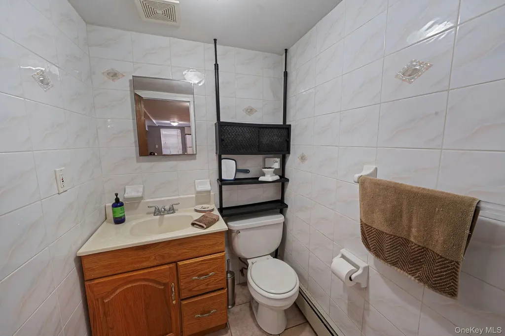 3 Huron Road Shirley NY 11967