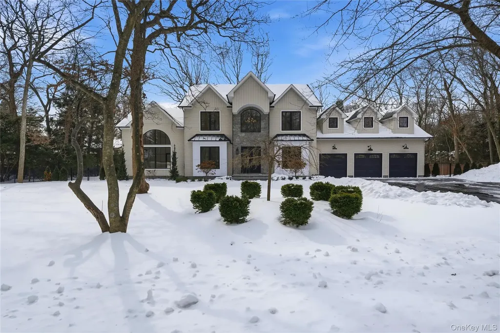 115 Weeks Drive Dix Hills NY 11746