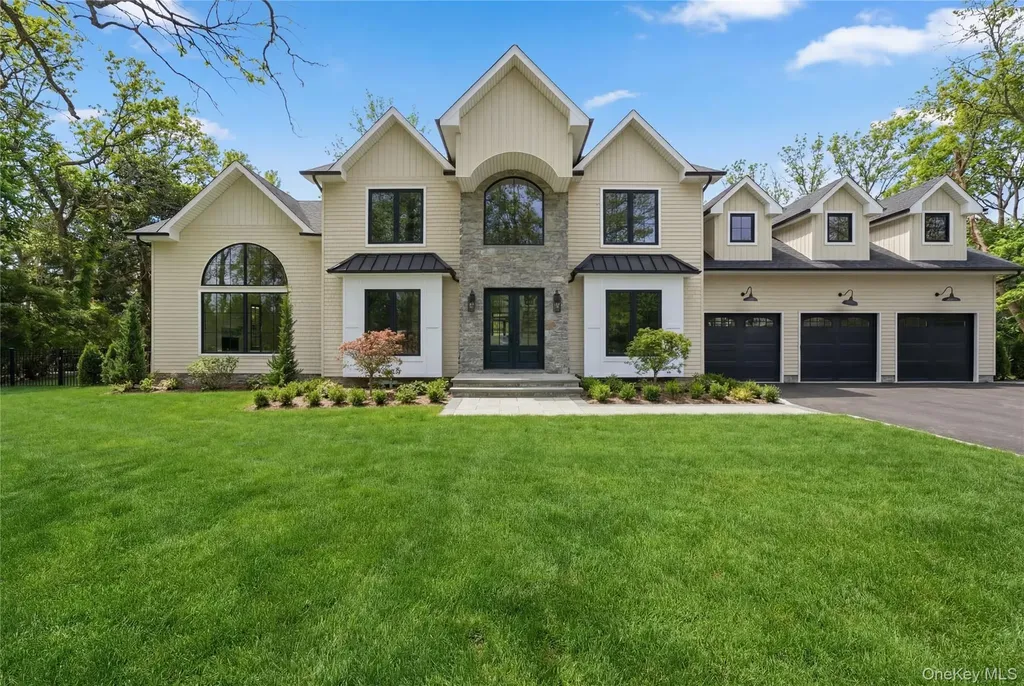 115 Weeks Drive Dix Hills NY 11746