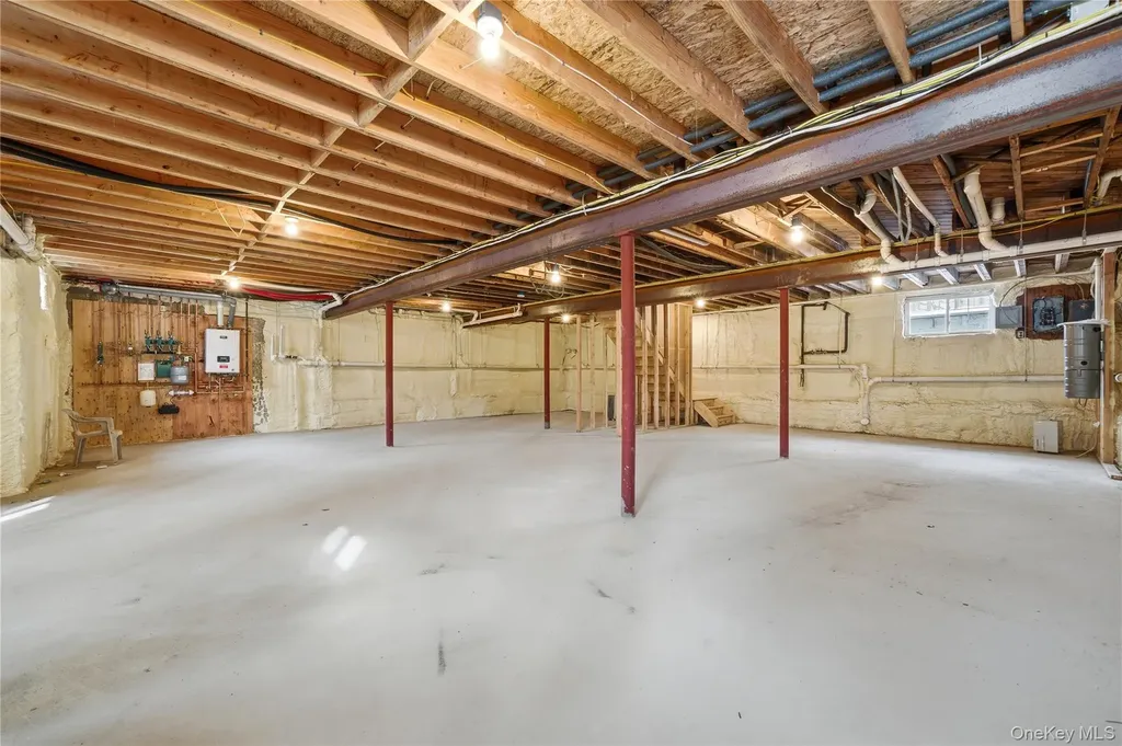 115 Weeks Drive Dix Hills NY 11746