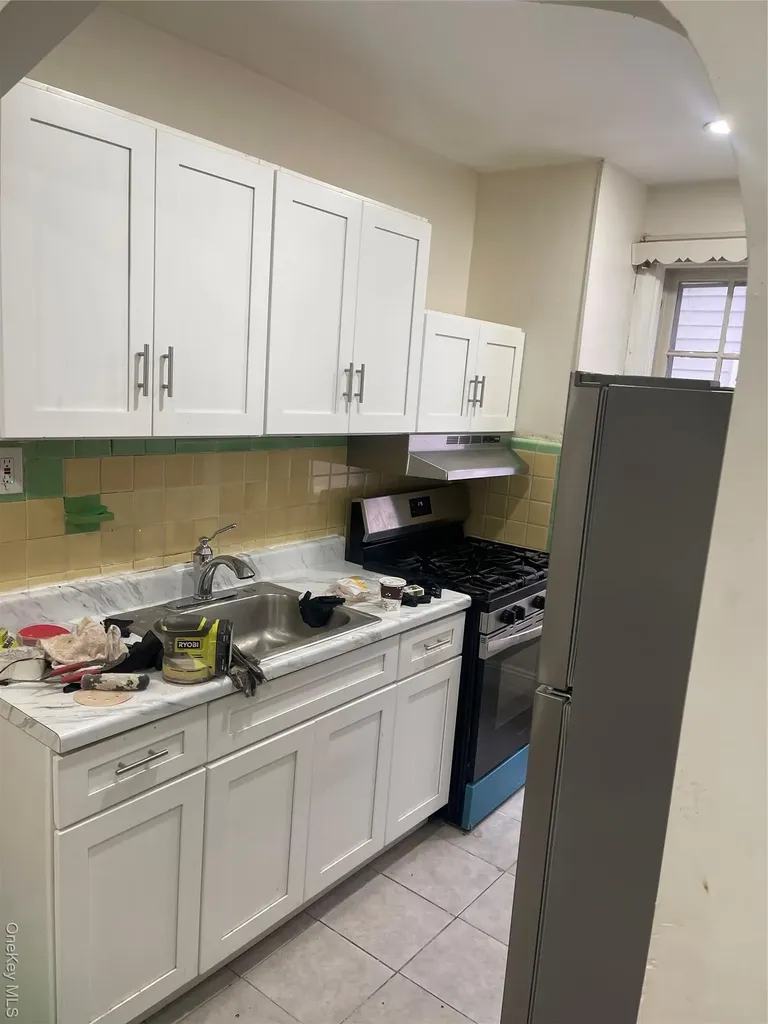 7740 74th Street Glendale NY 11385
