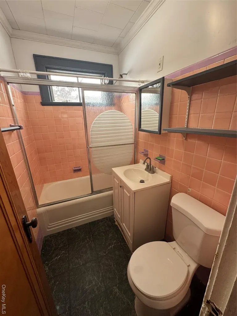 7740 74th Street Glendale NY 11385