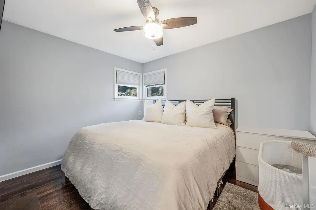 792 Frankford Road West Babylon NY 11704