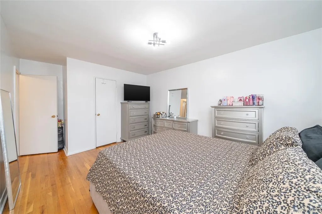 5775 Mosholu Avenue Bronx NY 10471