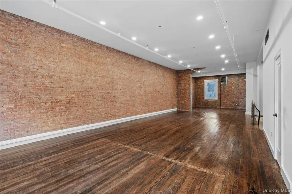 74 S Broadway Nyack NY 10960