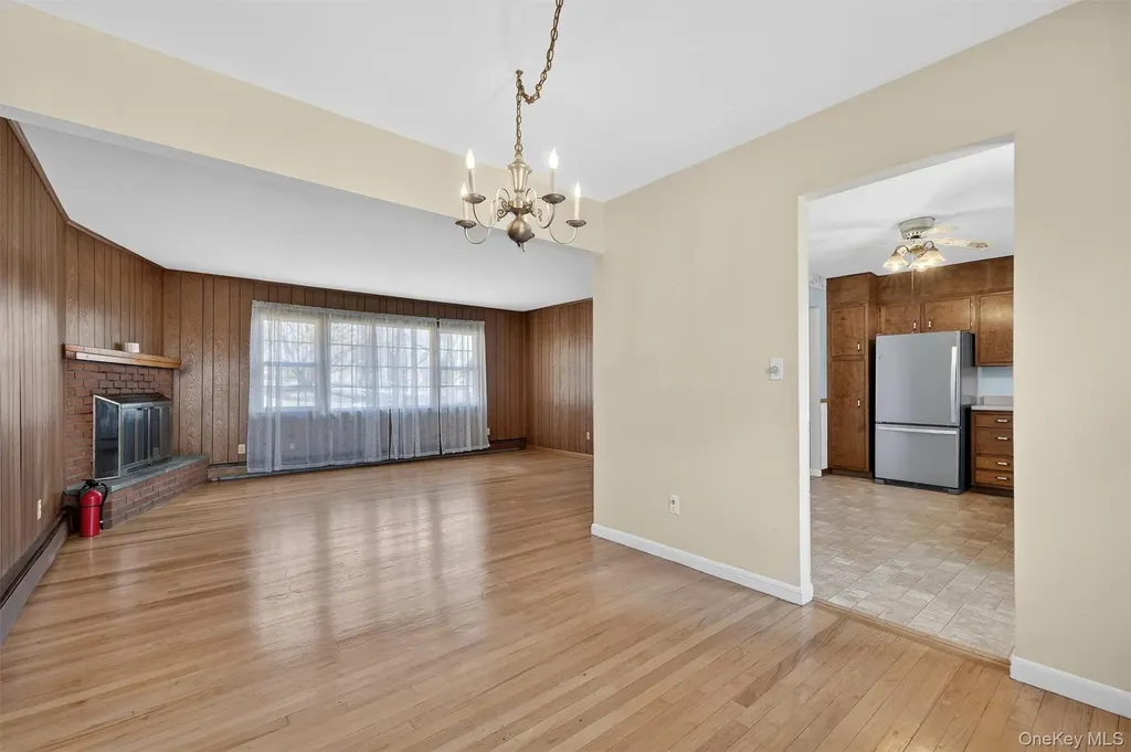 34 Lindy Drive Carmel NY 10512