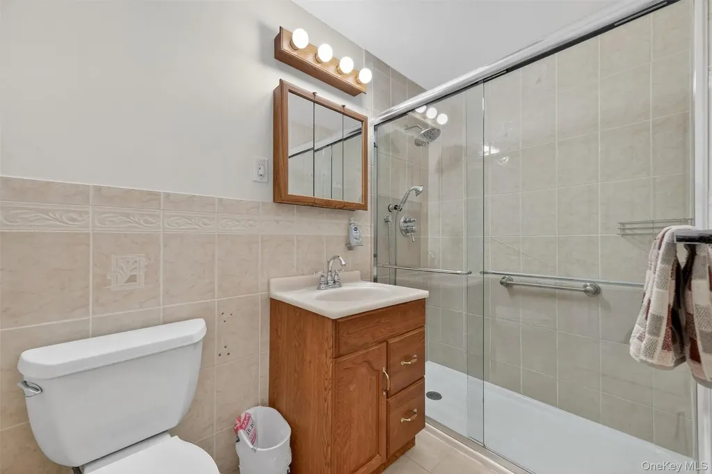 34 Lindy Drive Carmel NY 10512