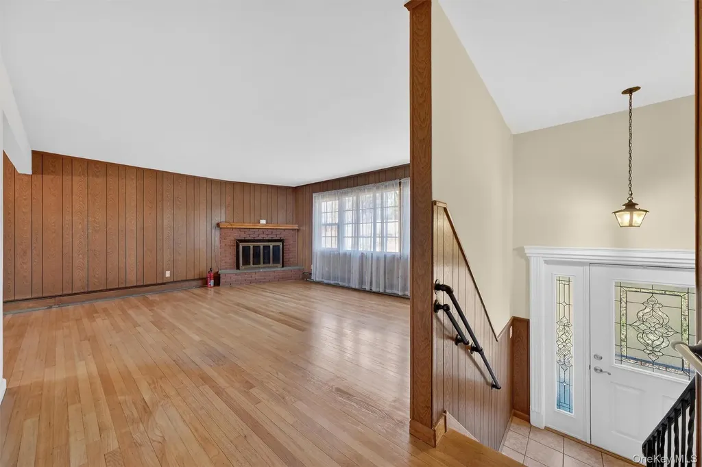 34 Lindy Drive Carmel NY 10512