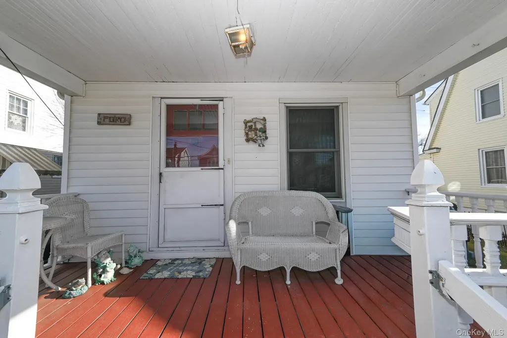 165 Cochran Place Valley Stream NY 11581