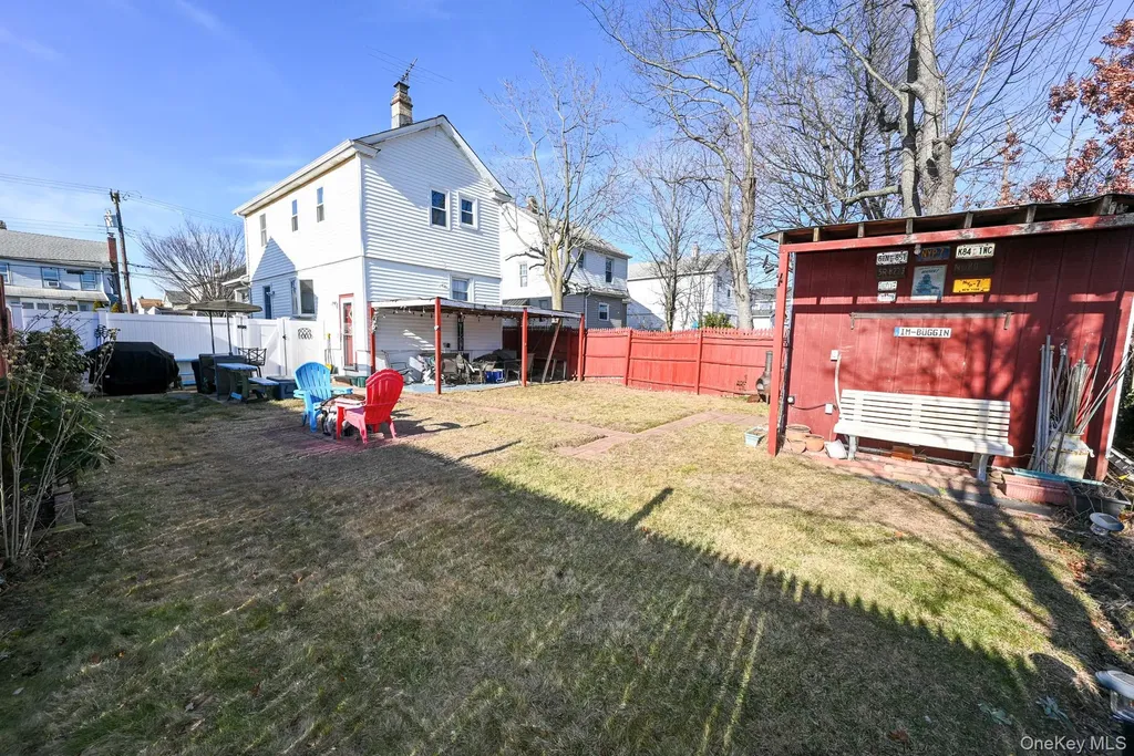 165 Cochran Place Valley Stream NY 11581