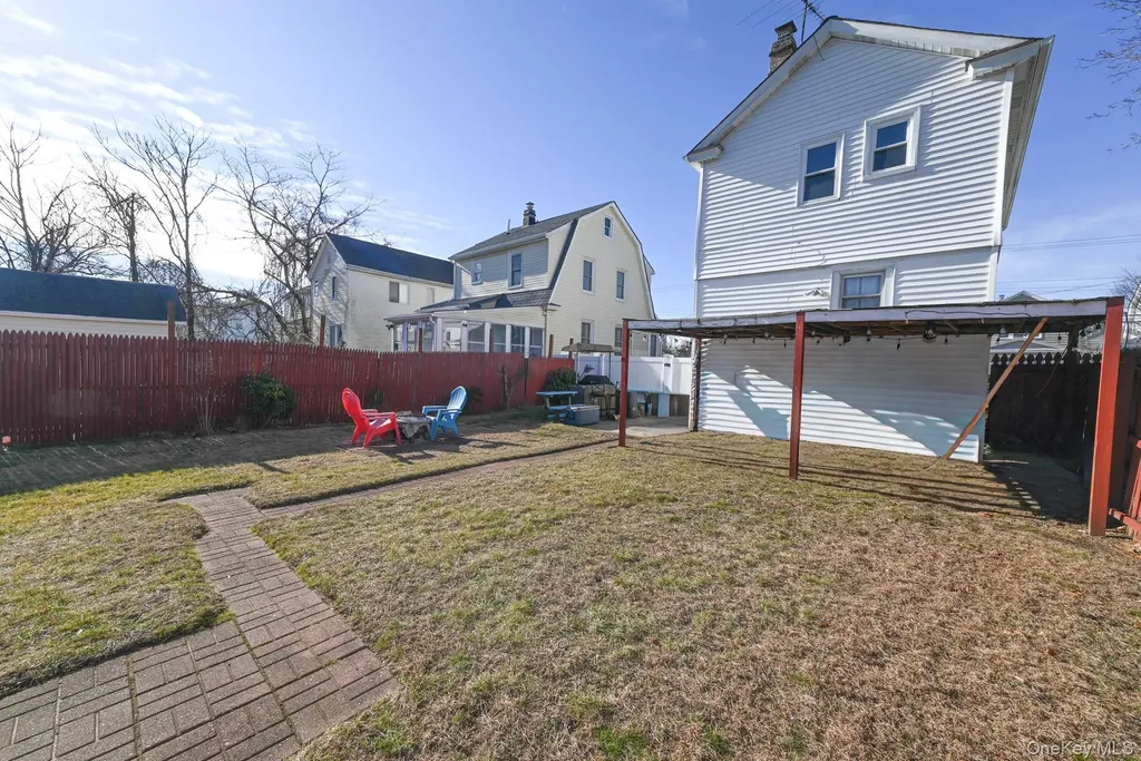 165 Cochran Place Valley Stream NY 11581