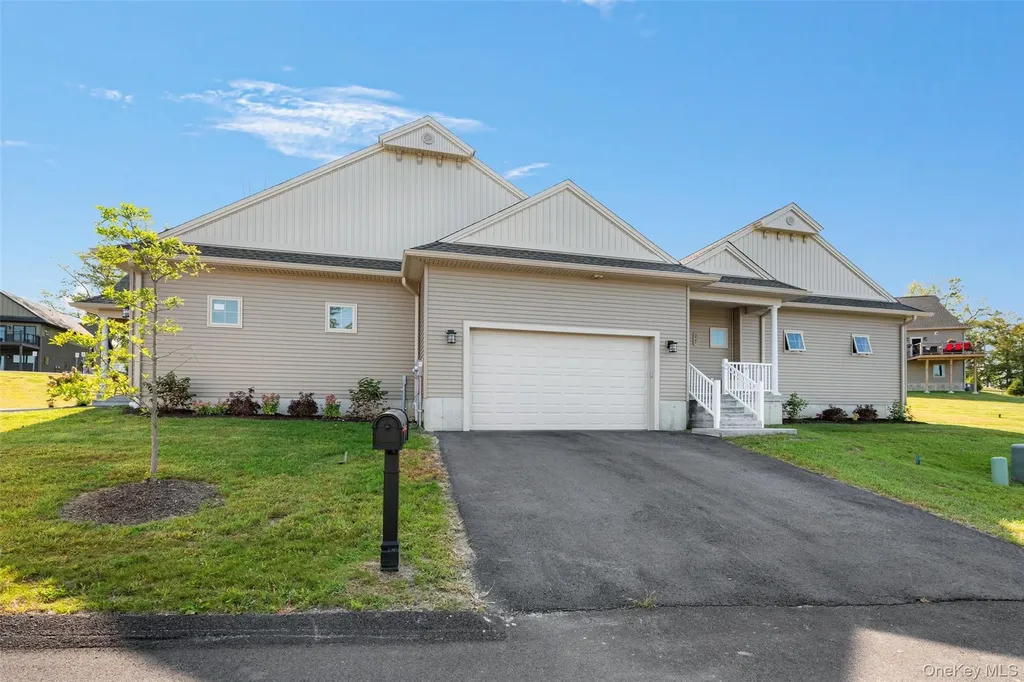 27 Ottaway Lane Campbell Hall NY 10916