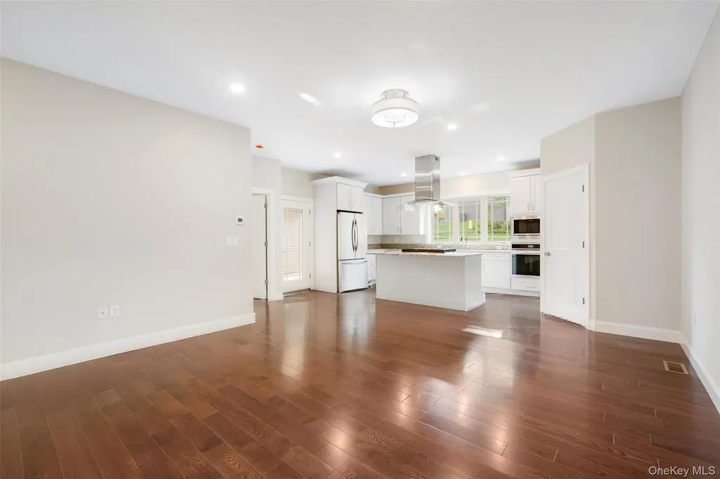 27 Ottaway Lane Campbell Hall NY 10916