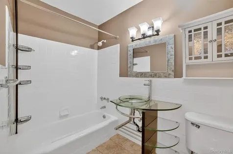 1853 Central Park Avenue Yonkers NY 10710