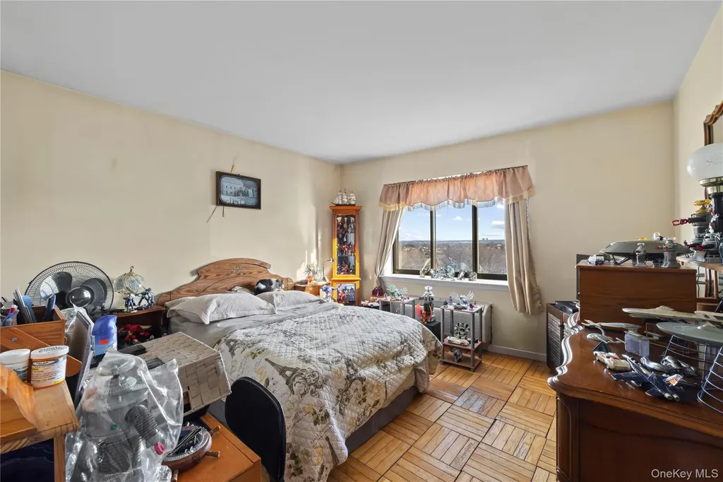 1600 Parkview Avenue Bronx NY 10461