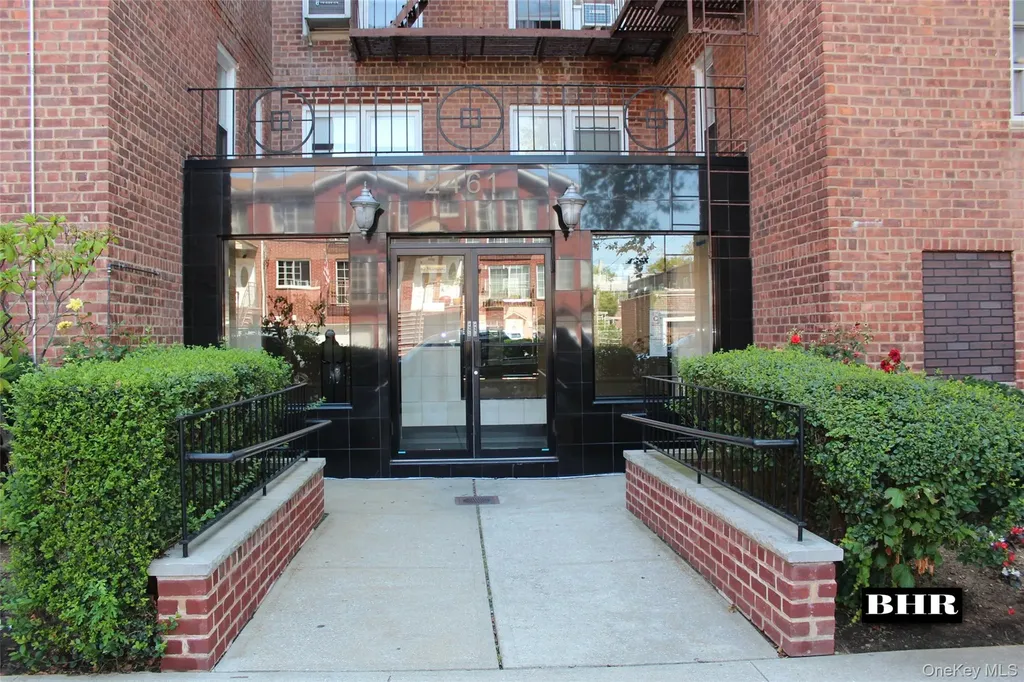 2461 E 29th Street Brooklyn NY 11235