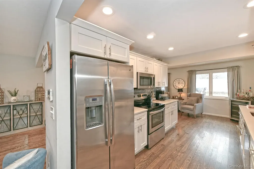 17 Pine Tree Road South Huntington NY 11746