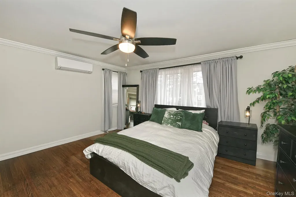 17 Pine Tree Road South Huntington NY 11746