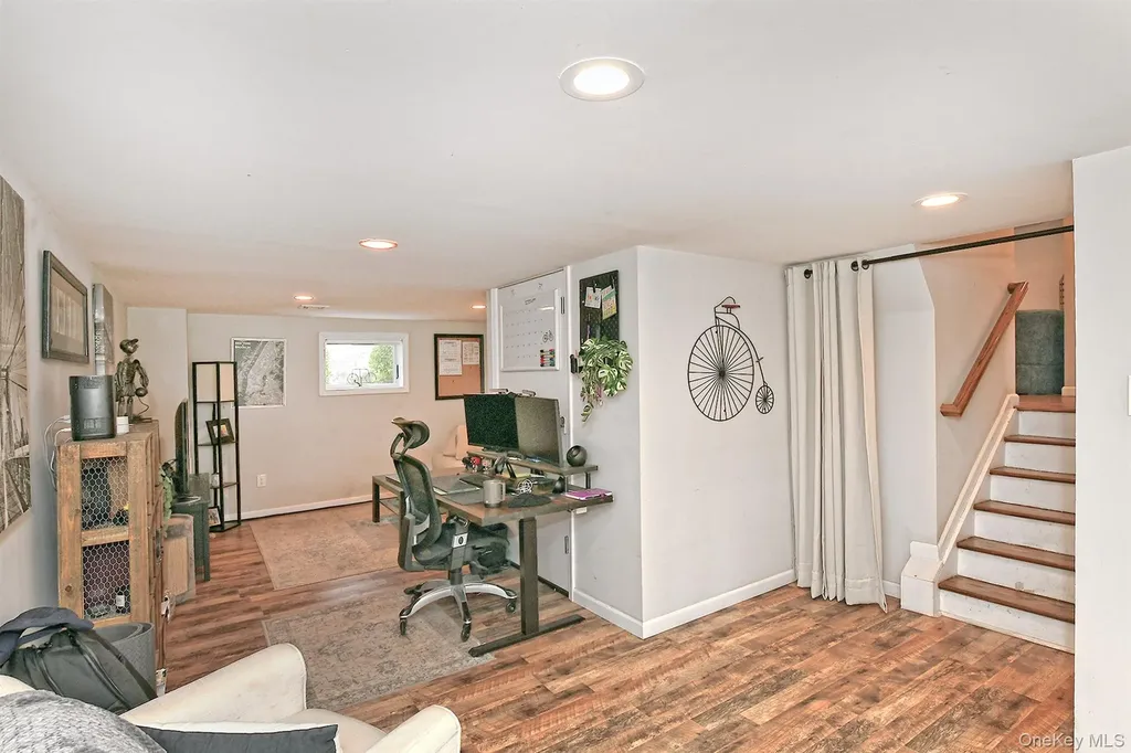 17 Pine Tree Road South Huntington NY 11746